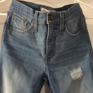 Madewell 9” high rise ripped skinny jeans
